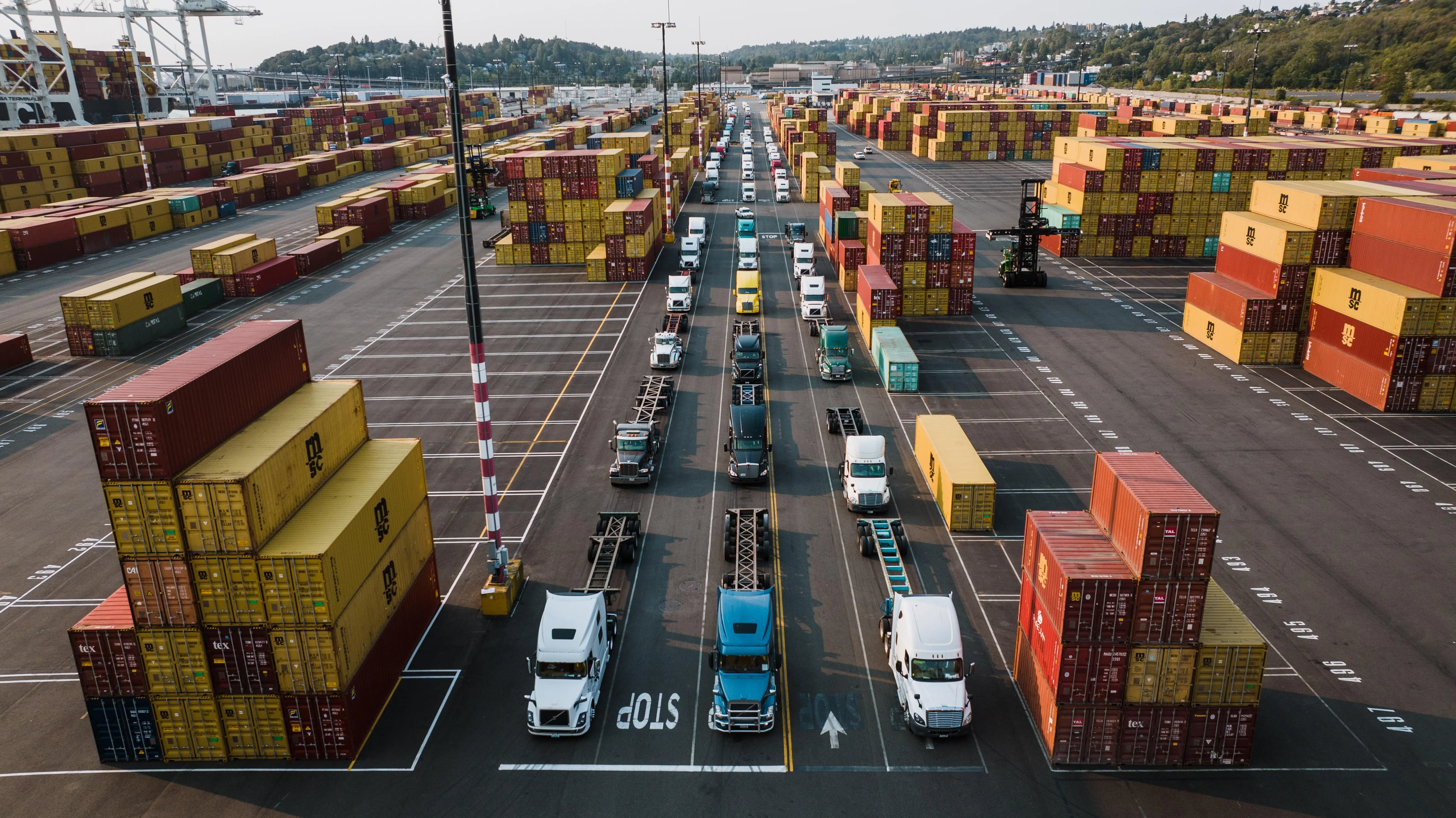 Logistics peak season management