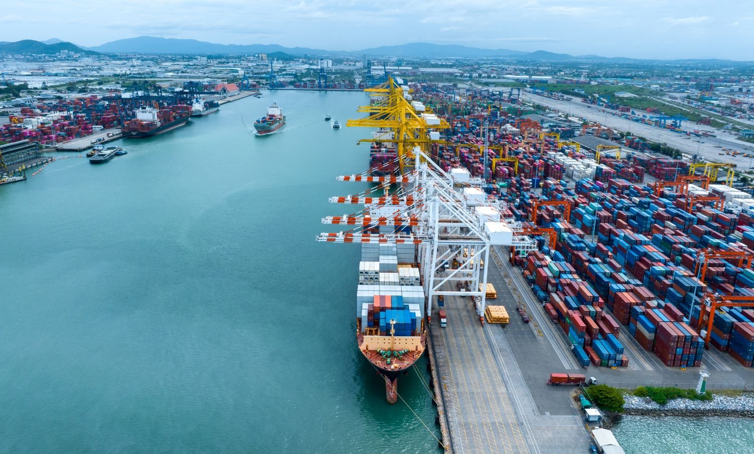Freight Forwarders Outsourcing
